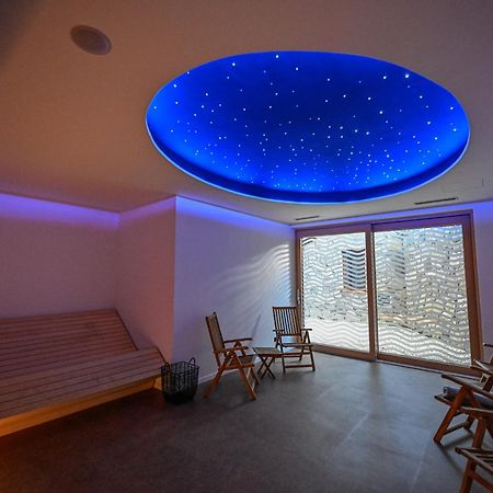 Hotel Ovruc - Rodinny Apartman 111 Štrbské Pleso Kültér fotó