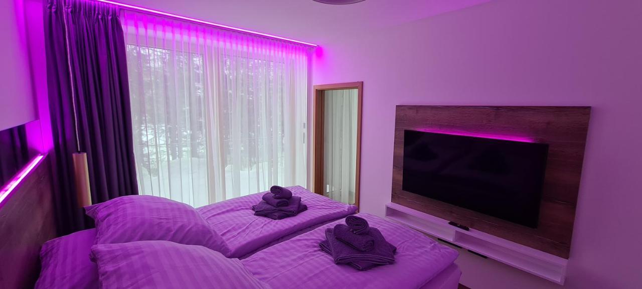 Hotel Ovruc - Rodinny Apartman 111 Štrbské Pleso Kültér fotó