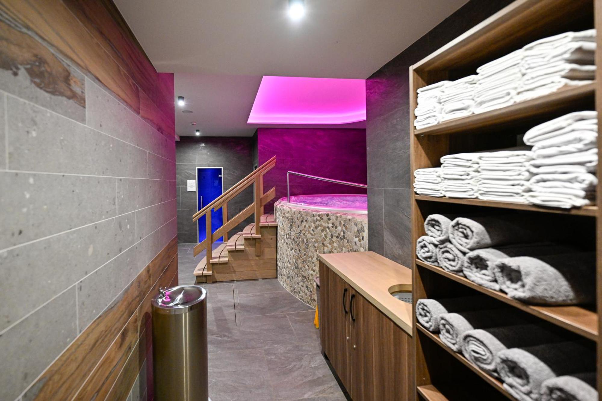 Hotel Ovruc - Rodinny Apartman 111 Štrbské Pleso Kültér fotó
