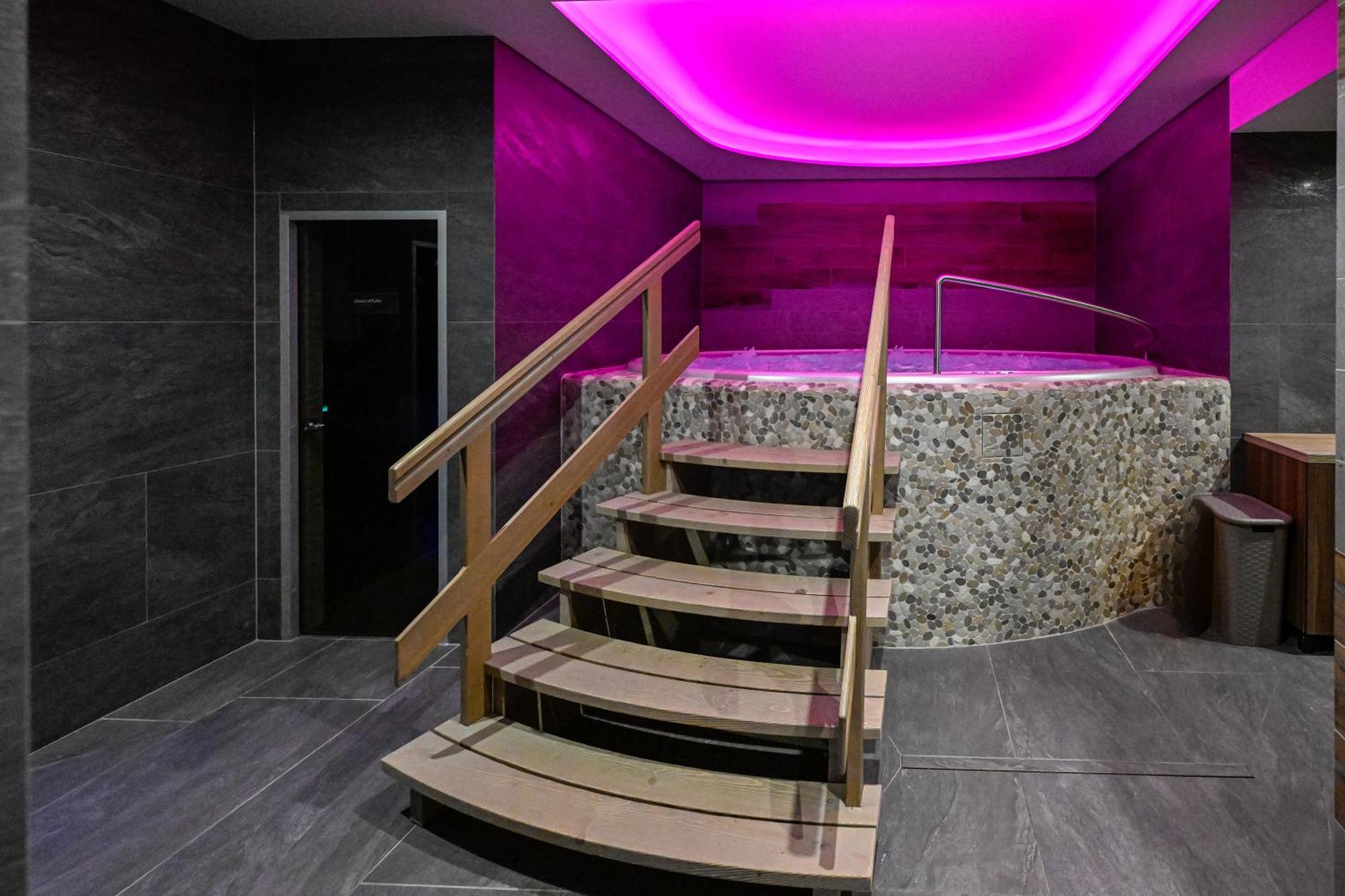 Hotel Ovruc - Rodinny Apartman 111 Štrbské Pleso Kültér fotó