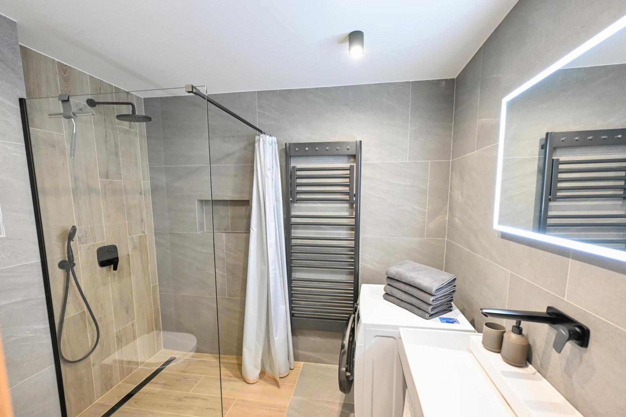 Hotel Ovruc - Rodinny Apartman 111 Štrbské Pleso Kültér fotó