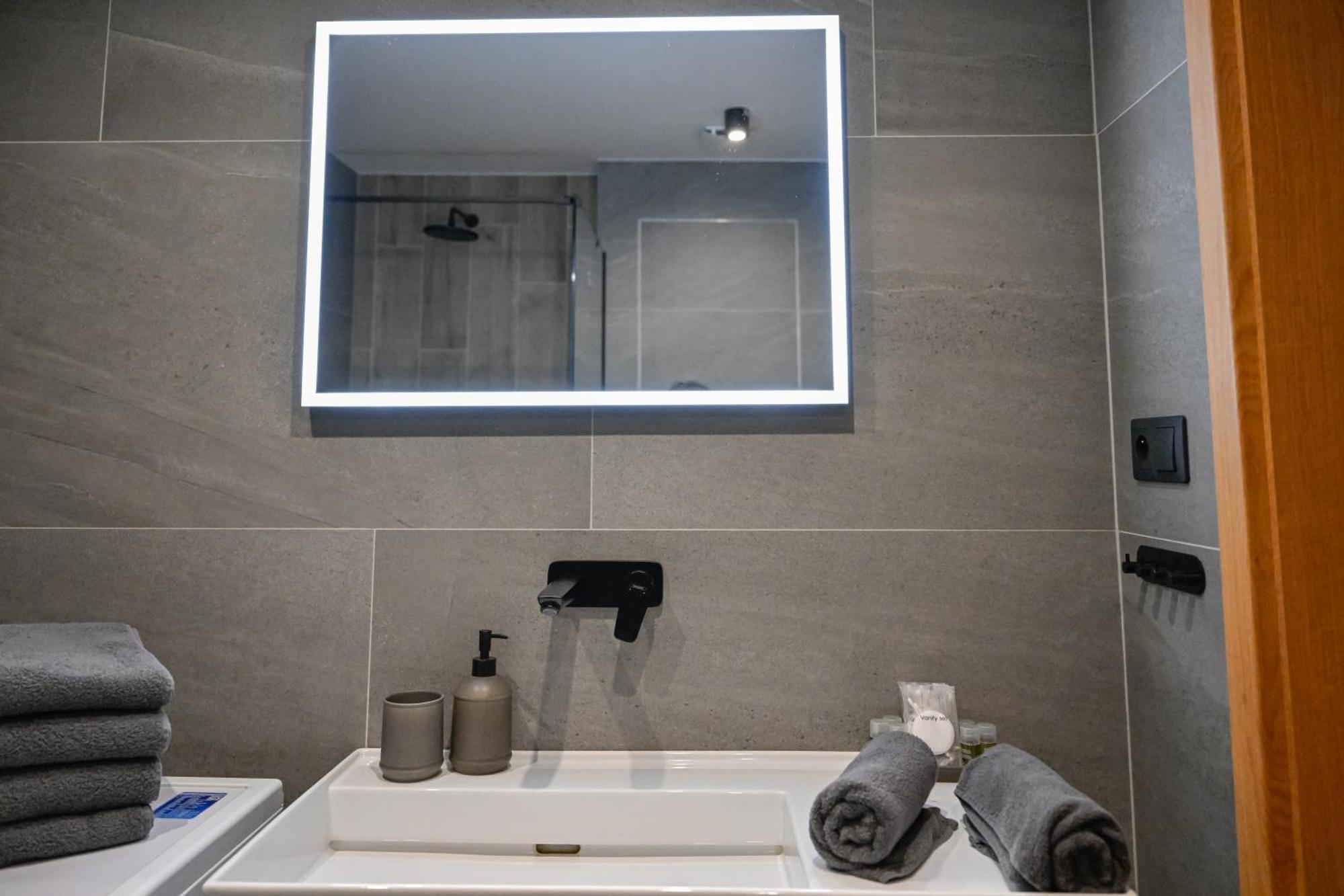 Hotel Ovruc - Rodinny Apartman 111 Štrbské Pleso Kültér fotó
